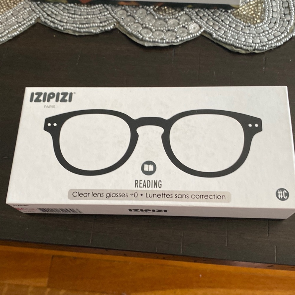 - Ixipizi Reader Glasses. Brand New